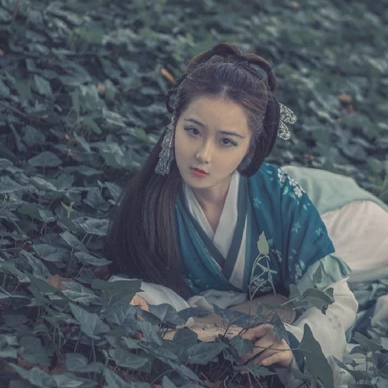 青衣带斗笠女生头像,唯美古风真人头像