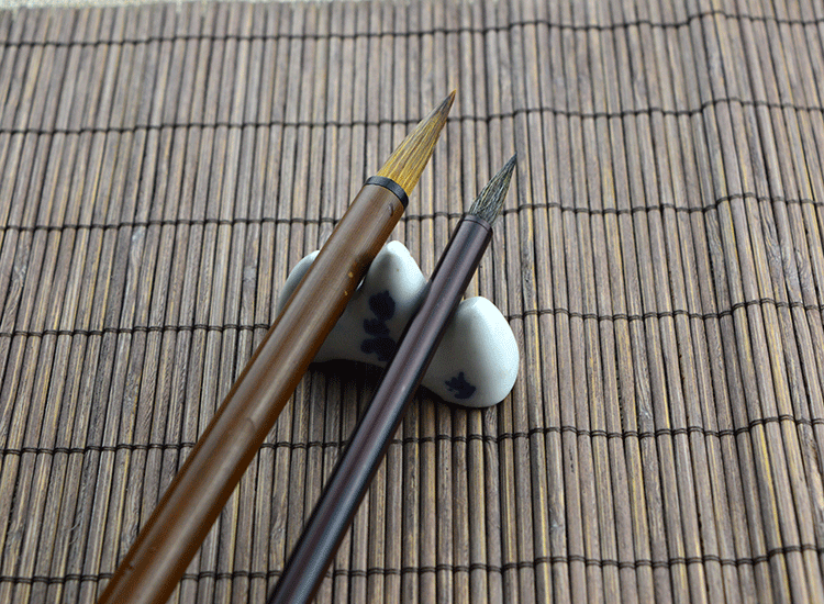 温润陶瓷笔架