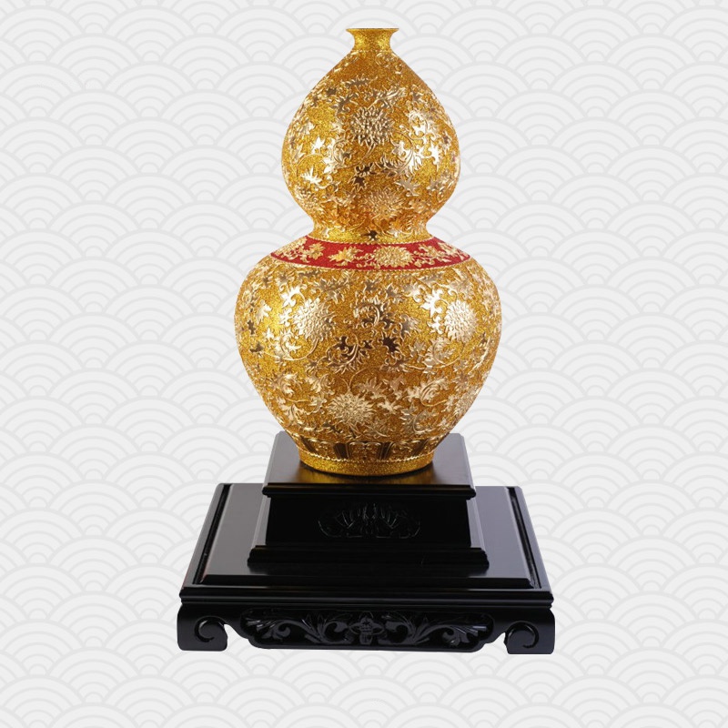 青花葫芦漆线雕金瓶
