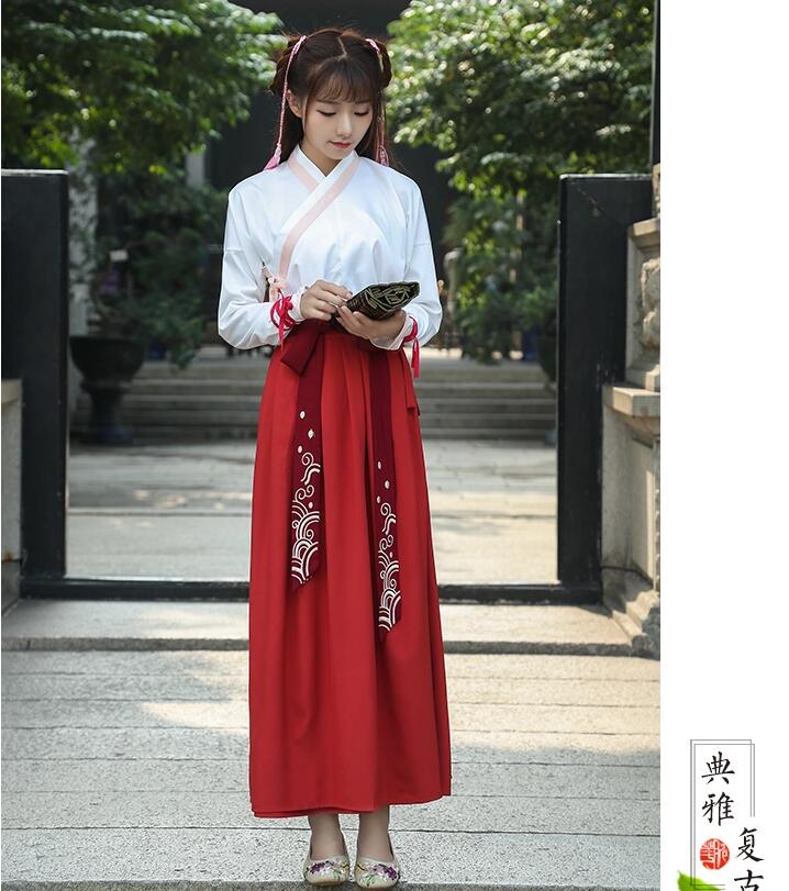 改良汉服古装美女图片