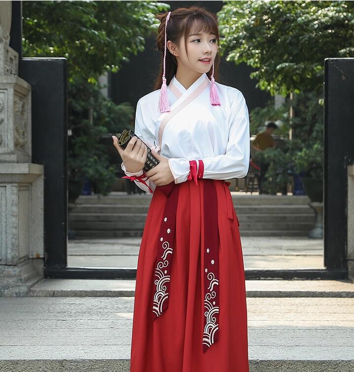 改良汉服古装美女图片