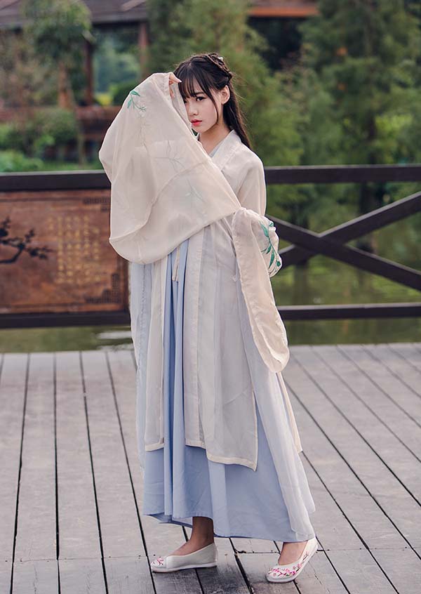汉元素刺绣汉服  改良齐胸襦裙