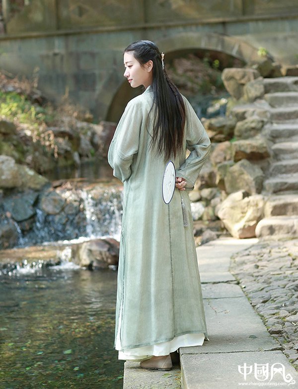 汉元素汉服 绣花长褙子襦裙