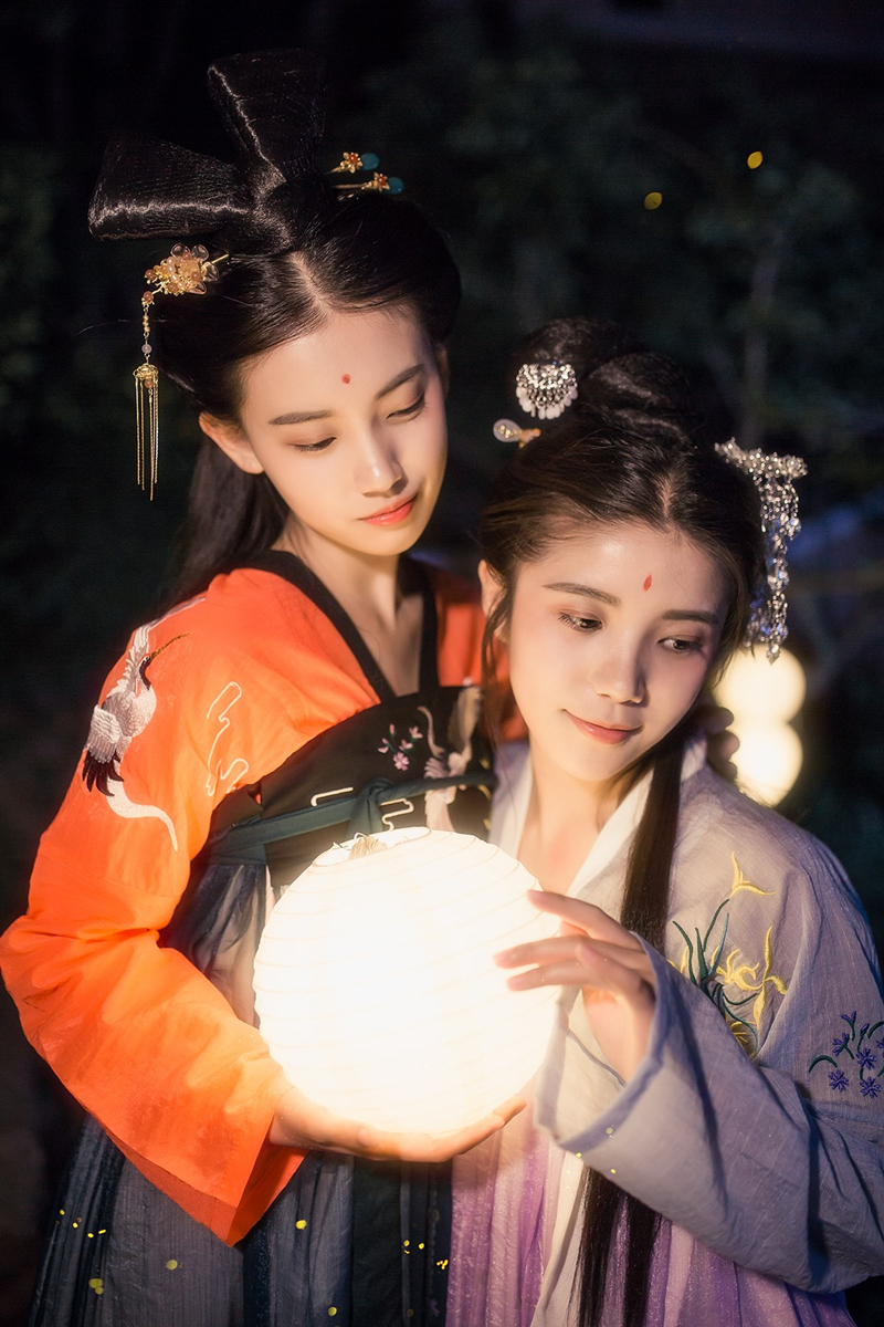 相知相伴女子古装人物摄影