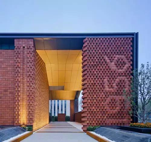 红砖的建筑艺术，每一张红砖墙都可以拿去做红