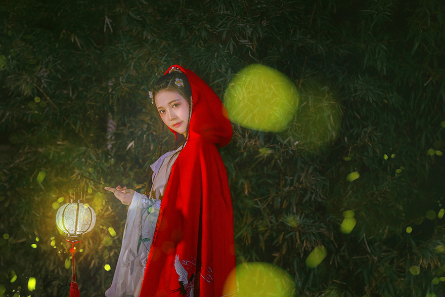 提灯少女古装女子摄影