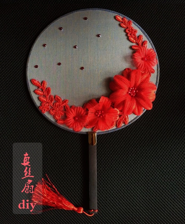 典雅复古立体绢花团扇