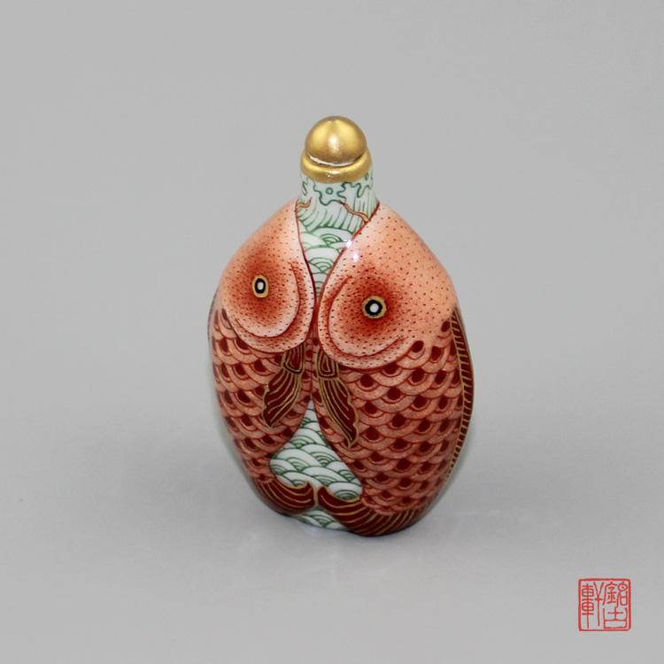年年有鱼陶瓷鼻烟壶