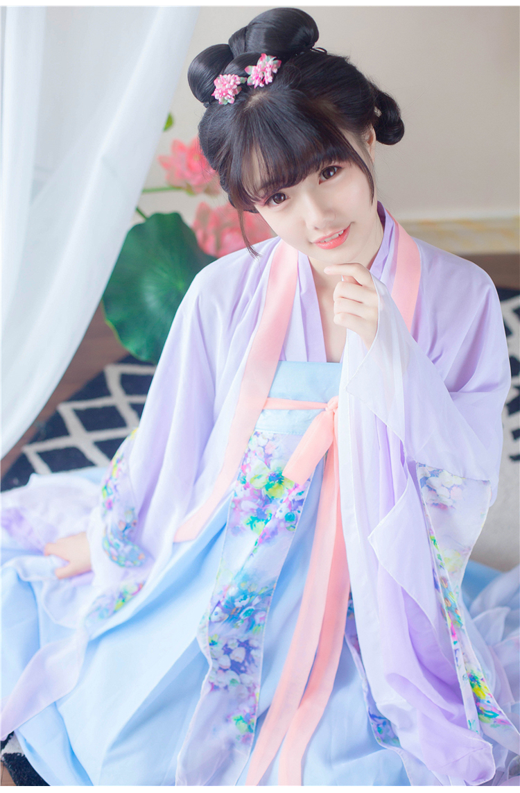 飘逸仙女齐胸襦裙汉服古装美女图片