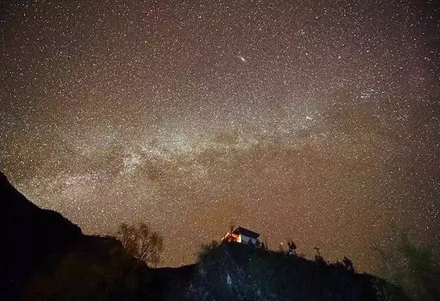 拉萨曲吉林卡，在世界之颠的圣城感受藏族文化