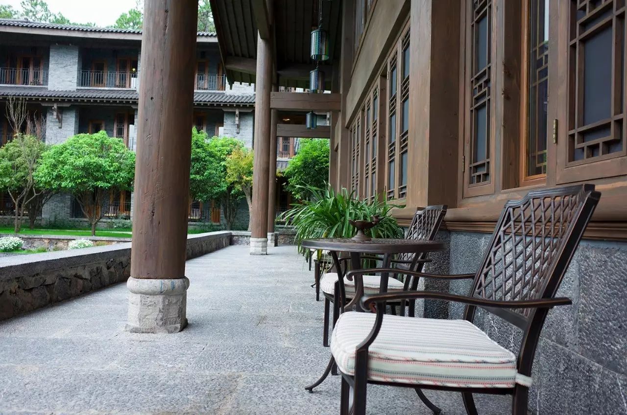 松赞丽江林卡,历经千百年岁月流淌的历史古建