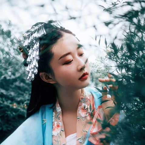 中国风清新花朵唯美古风女子头像