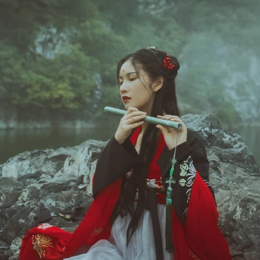 红妆带伞古风头像，唯美古风真人女子头像