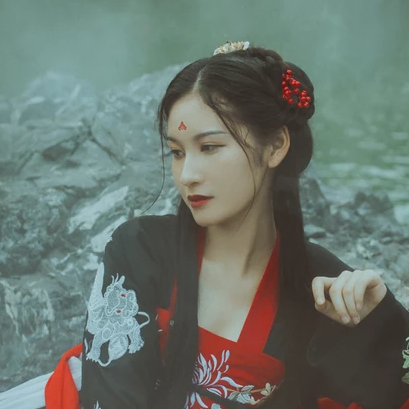 红妆带伞古风头像，唯美古风真人女子头像