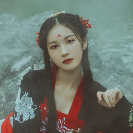 红妆带伞古风头像，唯美古风真人女子头像