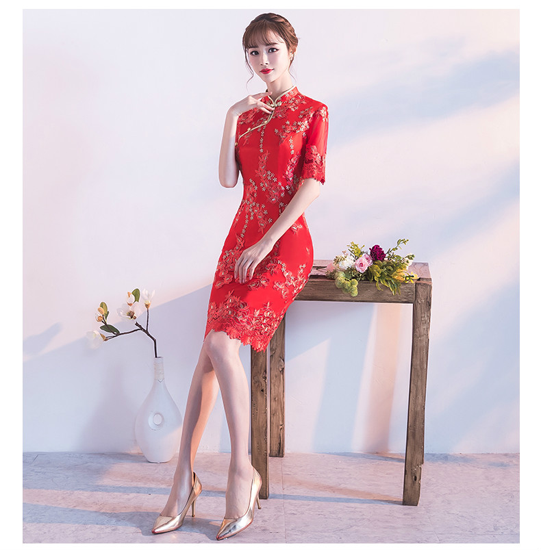 典雅复古唯美中式礼服，短款奢华中式绣花旗袍