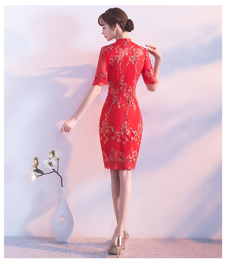 典雅复古唯美中式礼服，短款奢华中式绣花旗袍
