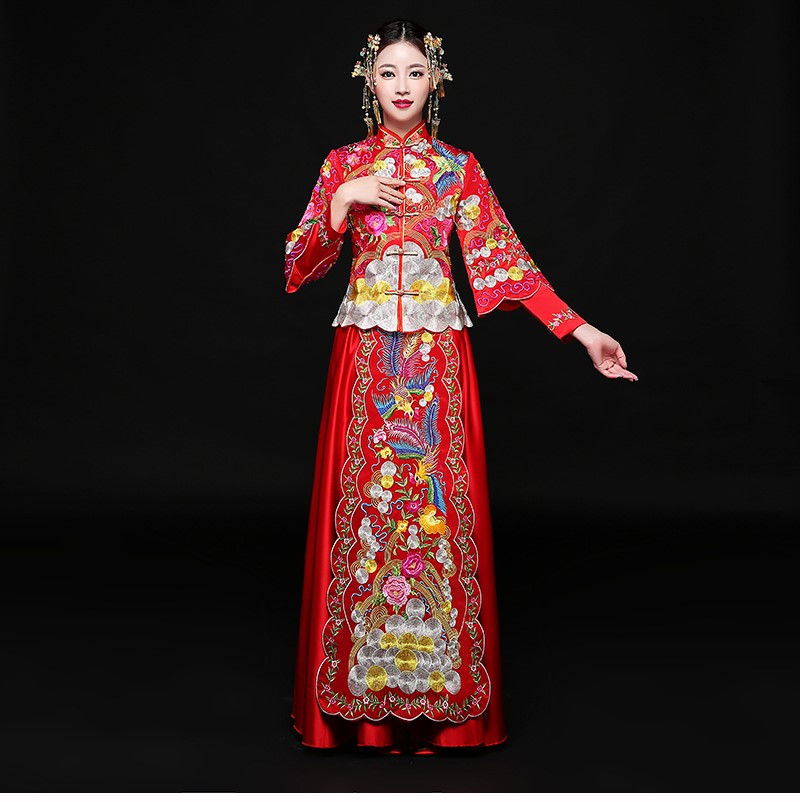 古典秀禾服中式礼服，时尚中国风新娘礼服