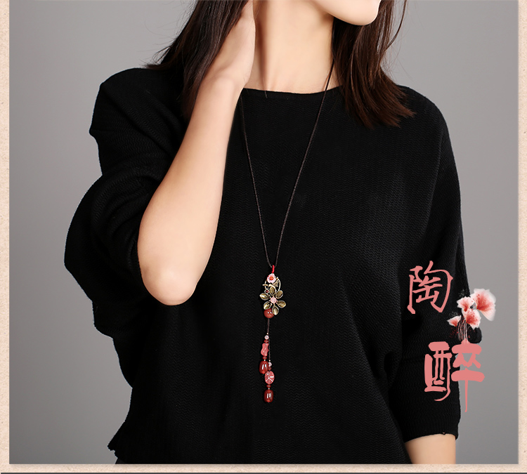 复古红色花朵吊坠毛衣链项链