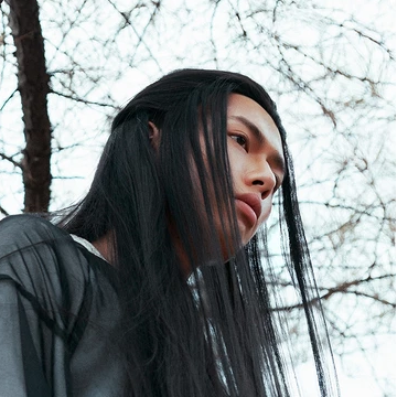 霸气带兵器男生头像,唯美古风真人头像
