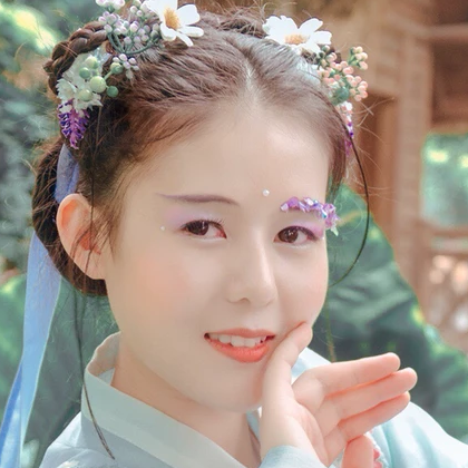 清新可爱美人妆女生头像，唯美古风真人头像