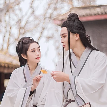 银杏树下情侣头像，唯美古风真人头像