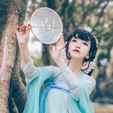 森林花仙子女生头像，唯美古风真人头像