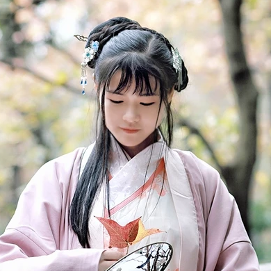 枫叶韵味女生头像，唯美古风真人头像