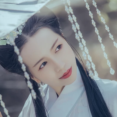 珠帘伞文艺女生头像，唯美古风真人头像