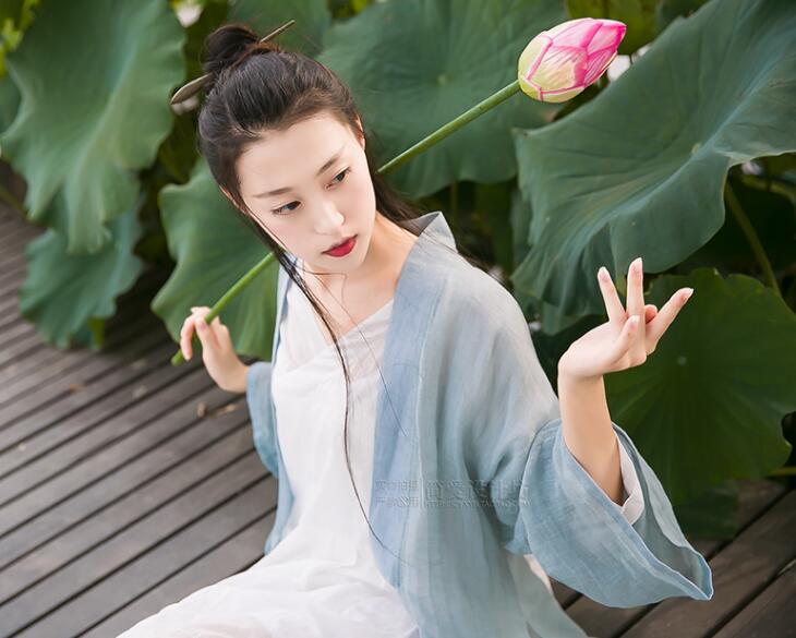 简洁中式麻纱汉服，开衫披风褙子汉服图片