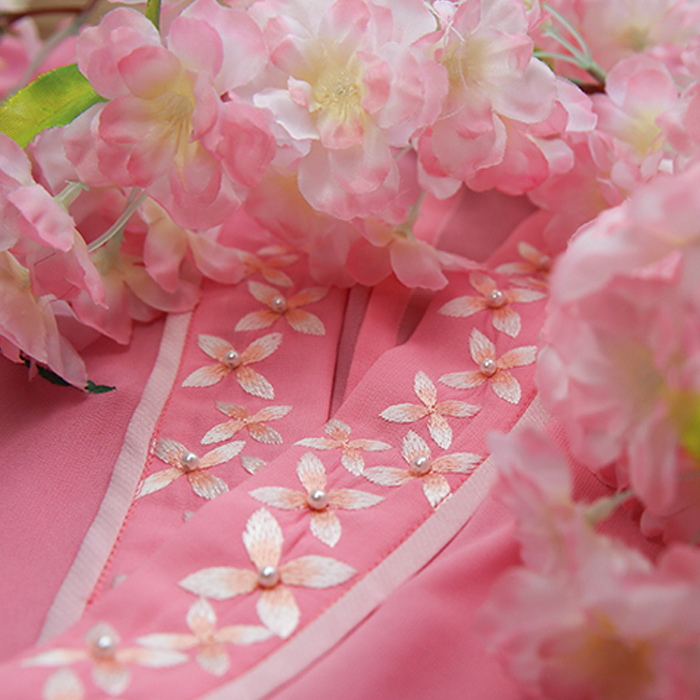 浅色交领半臂汉服，清风拂面若缥缈如仙汉服