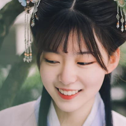文艺淡雅女生头像，唯美古风真人头像