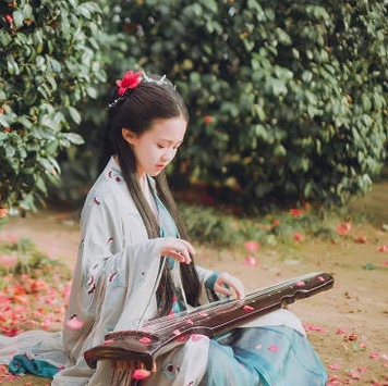 梦花期小清新女生头像，唯美古风真人头像