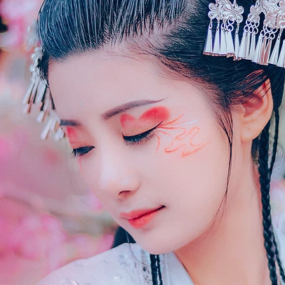 粉色浪漫女生头像，唯美古风真人头像