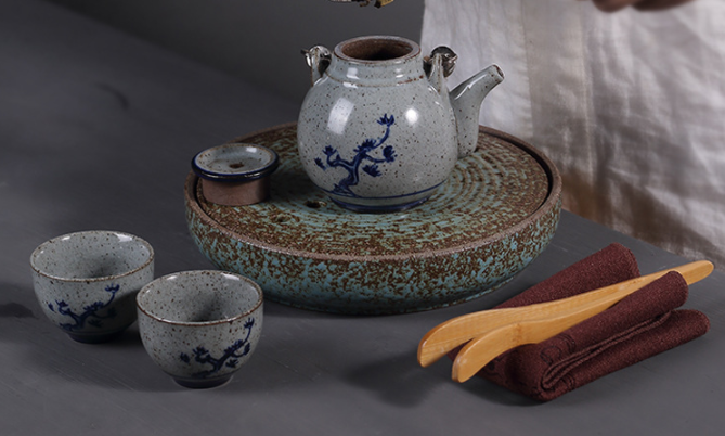 复古陶瓷一壶两杯茶具，粗麻绳提梁壶具