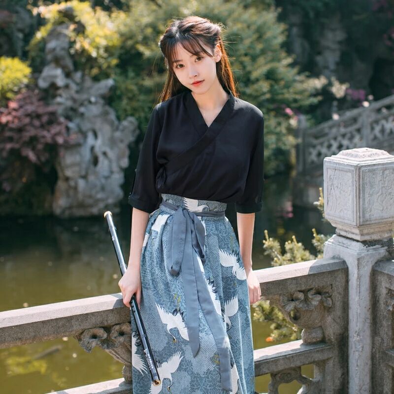 中国风江南素兮汉服，复古套裙汉服图片