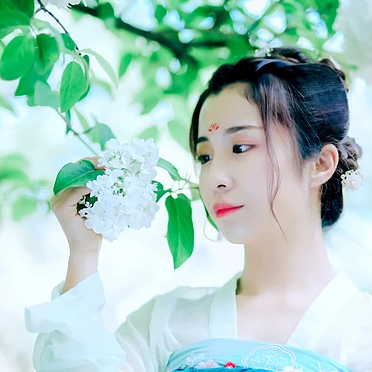 清新绣球花女生头像，唯美古风真人头像