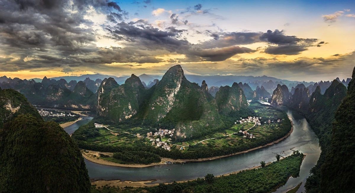 古镇游玩，有一种说走就走的旅行