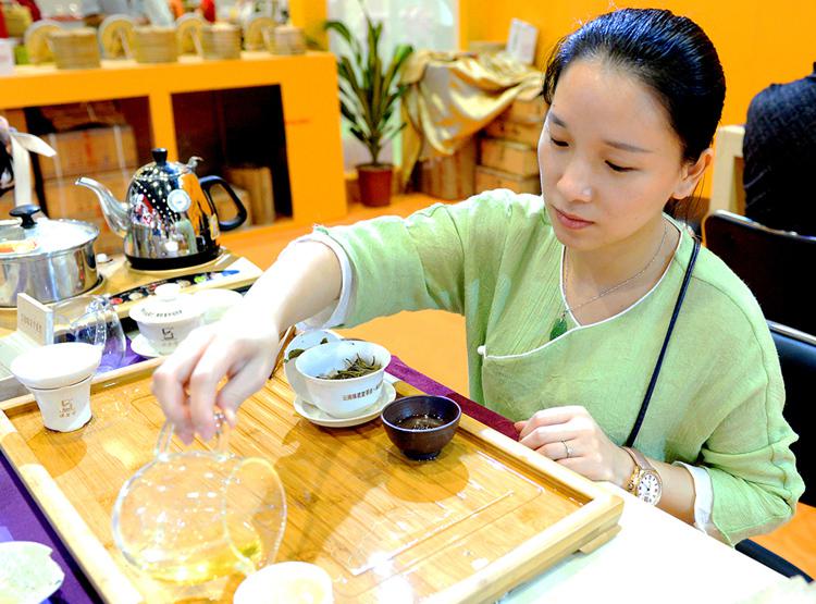 一组温馨的“茶博会” 茶艺分享 (14/18)