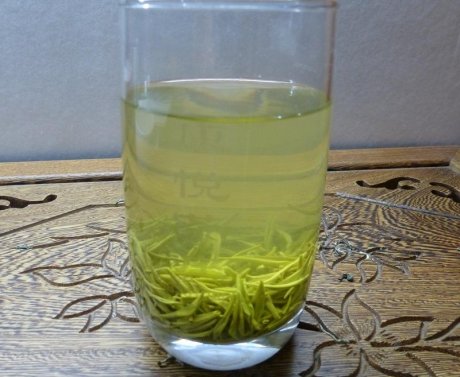 蒙顶甘露茶汤色图片3