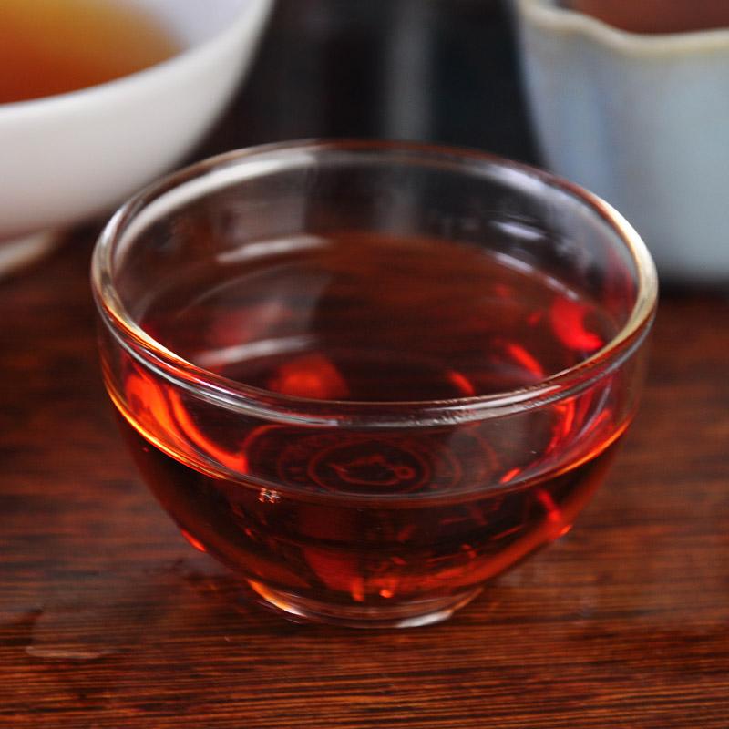 一杯普耳茶茶汤图片