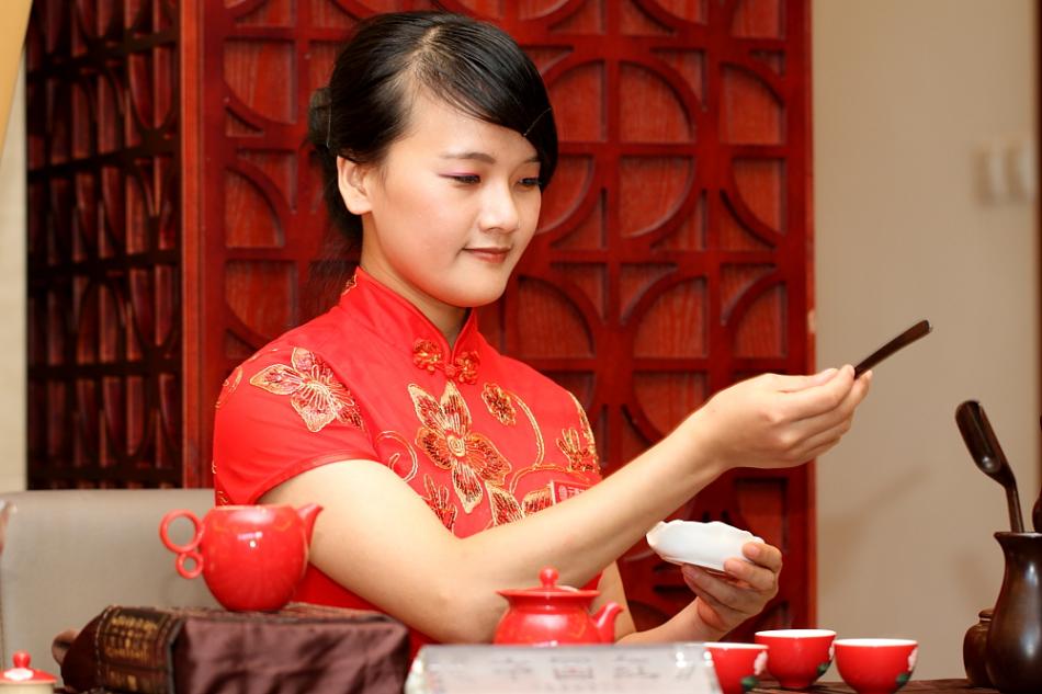 美女茶艺表演的图片4