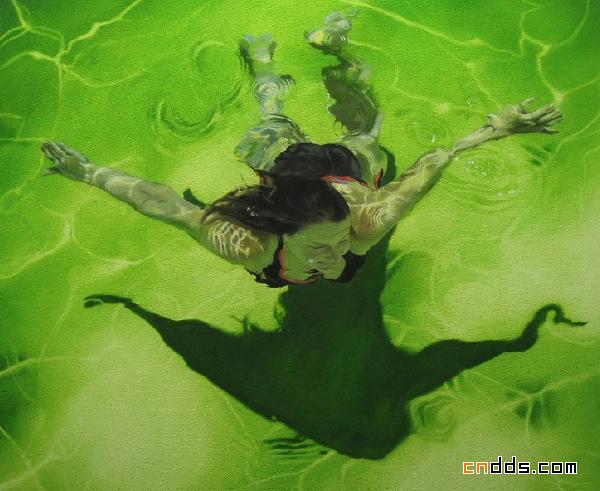 超逼真的水下泳者