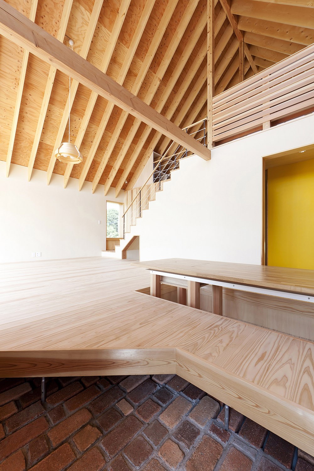 田野上的家：川越山形小木屋
