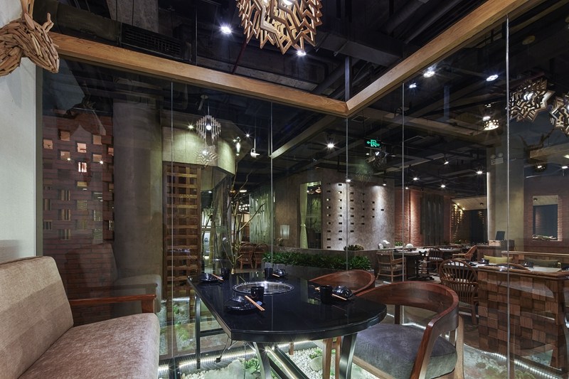 成都园里火锅餐厅