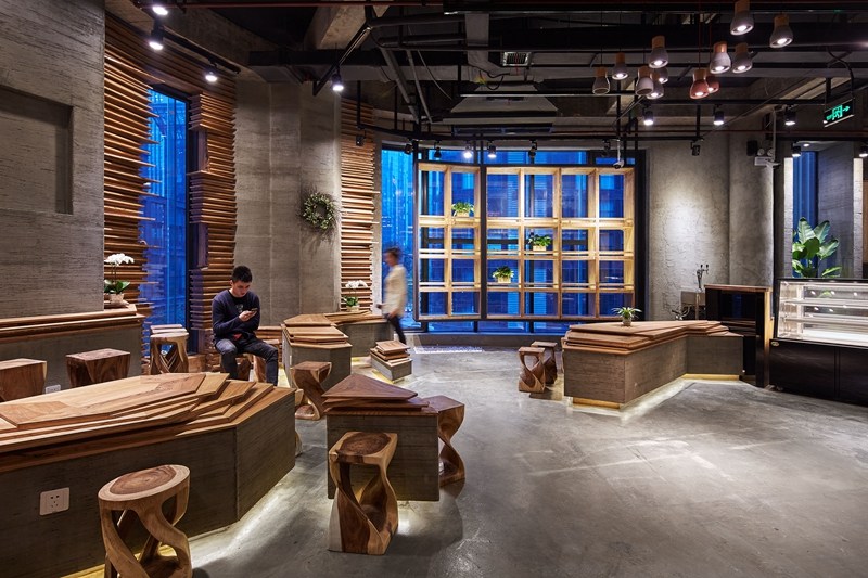 成都园里火锅餐厅