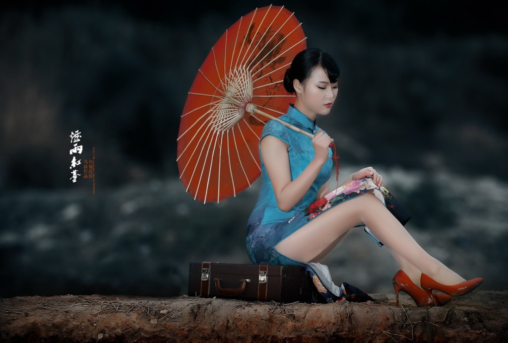 沁水佳人烟雨红尘古风美人摄影艺术