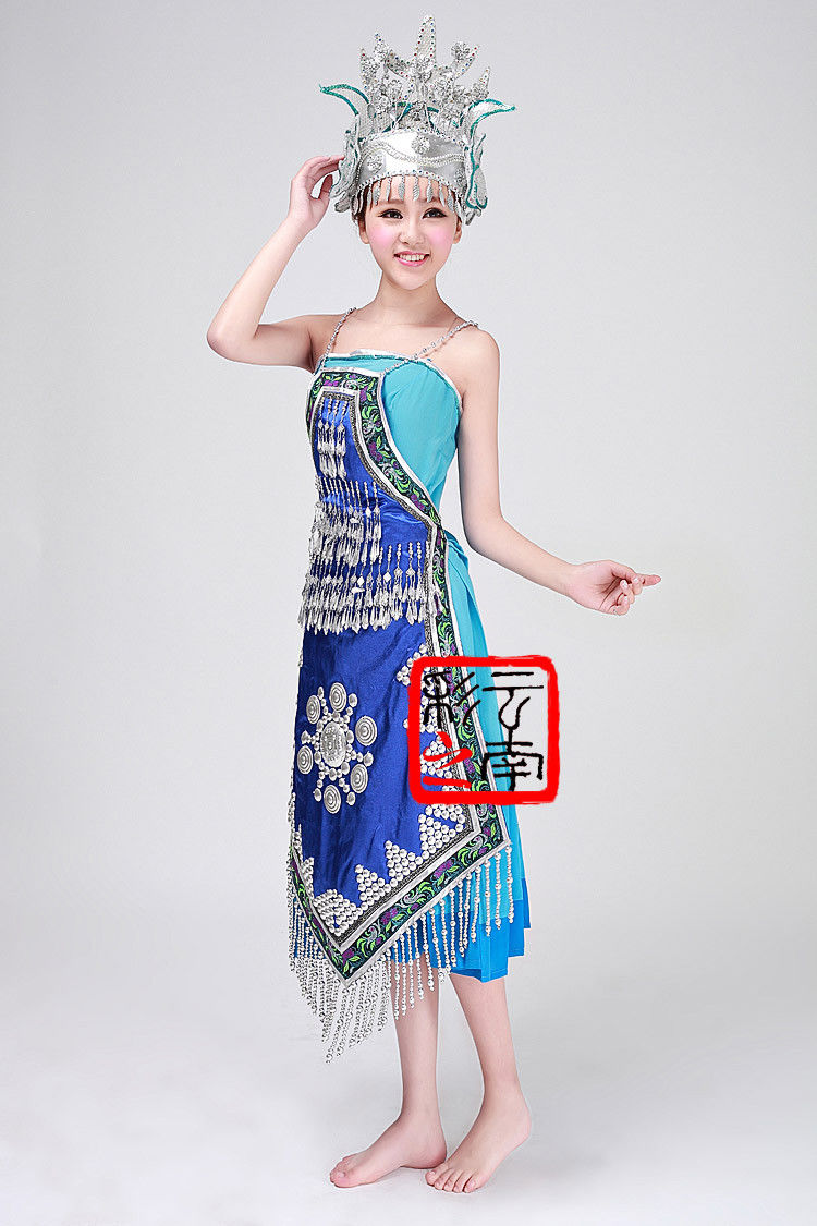 彩云之南水族少女服饰艺术