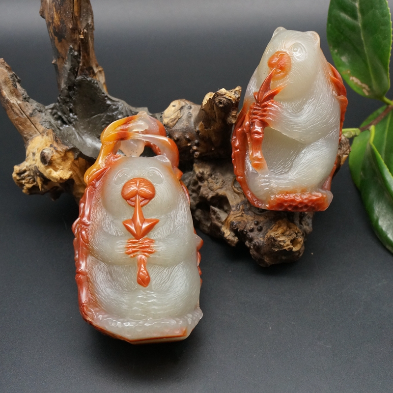 精美的现代黄龙玉雕艺术品（三十二）