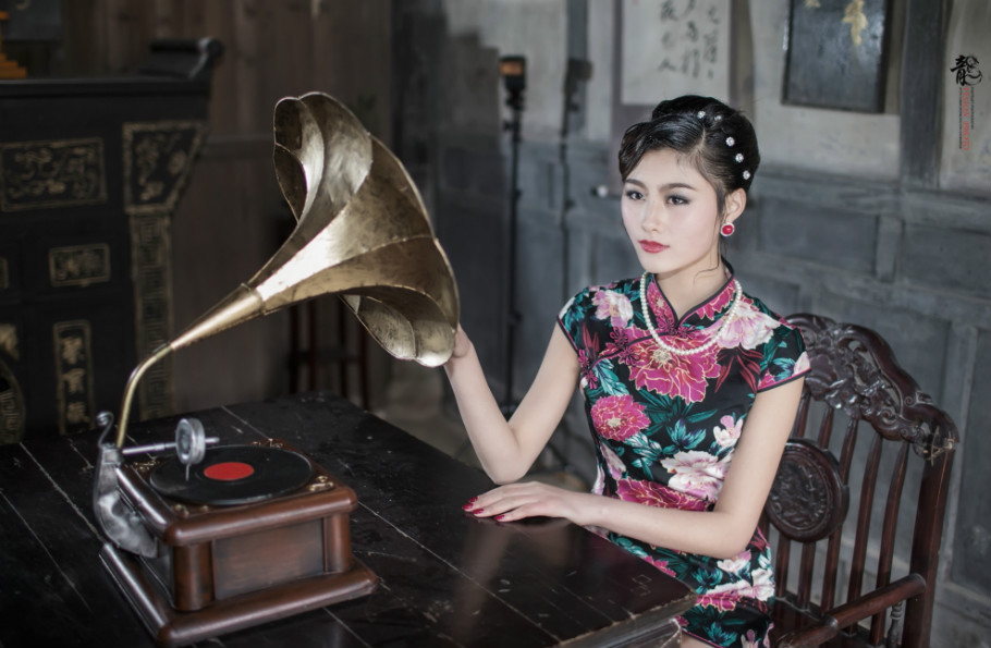 追忆旧时光旗袍美女摄影艺术作品